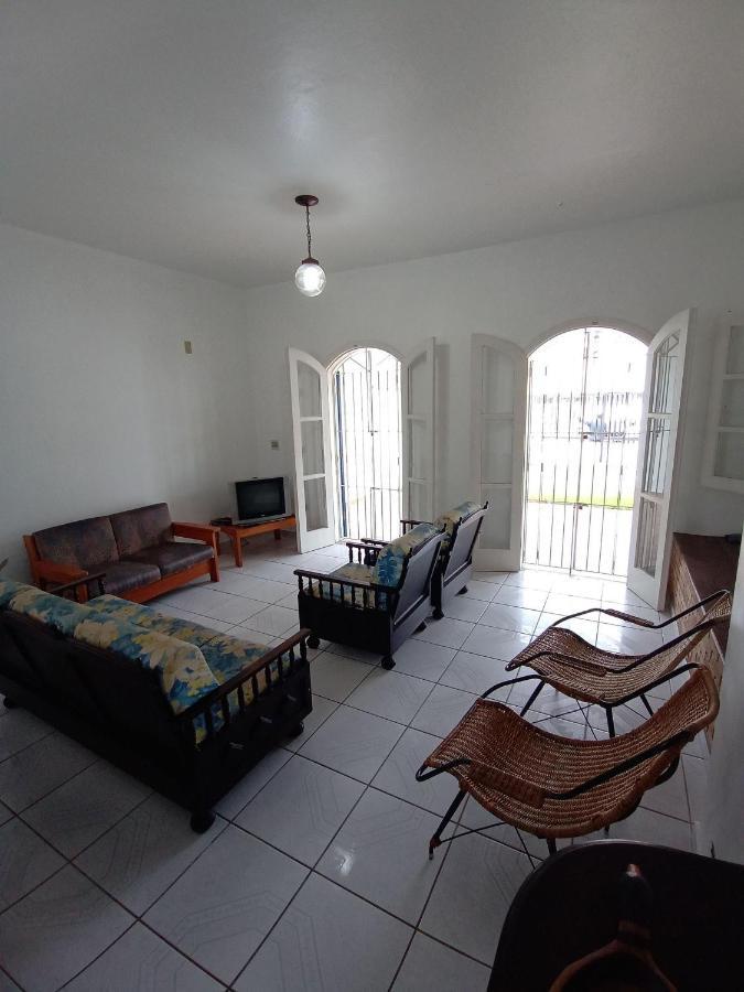 Villa Casa Praia Grande Com Churrasqueira à Ubatuba Extérieur photo